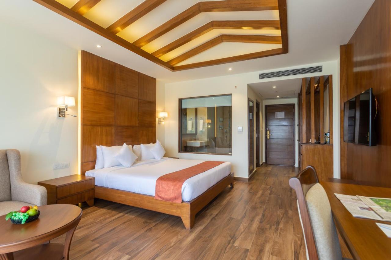 Soaltee Westend Resort Chitwan Exterior foto