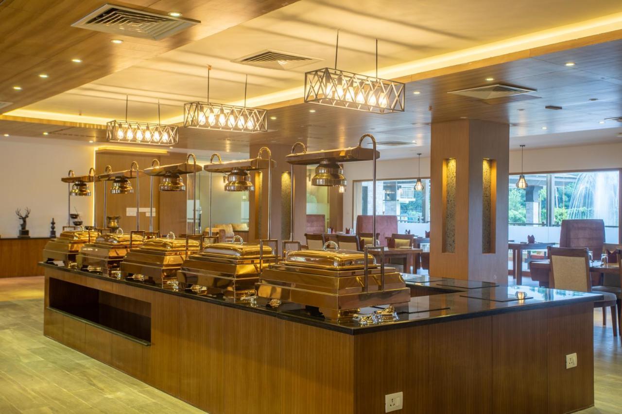 Soaltee Westend Resort Chitwan Exterior foto