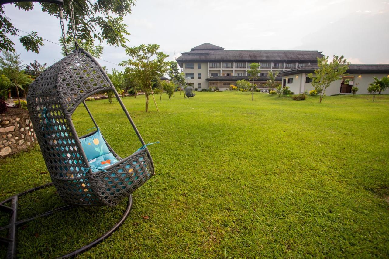 Soaltee Westend Resort Chitwan Exterior foto