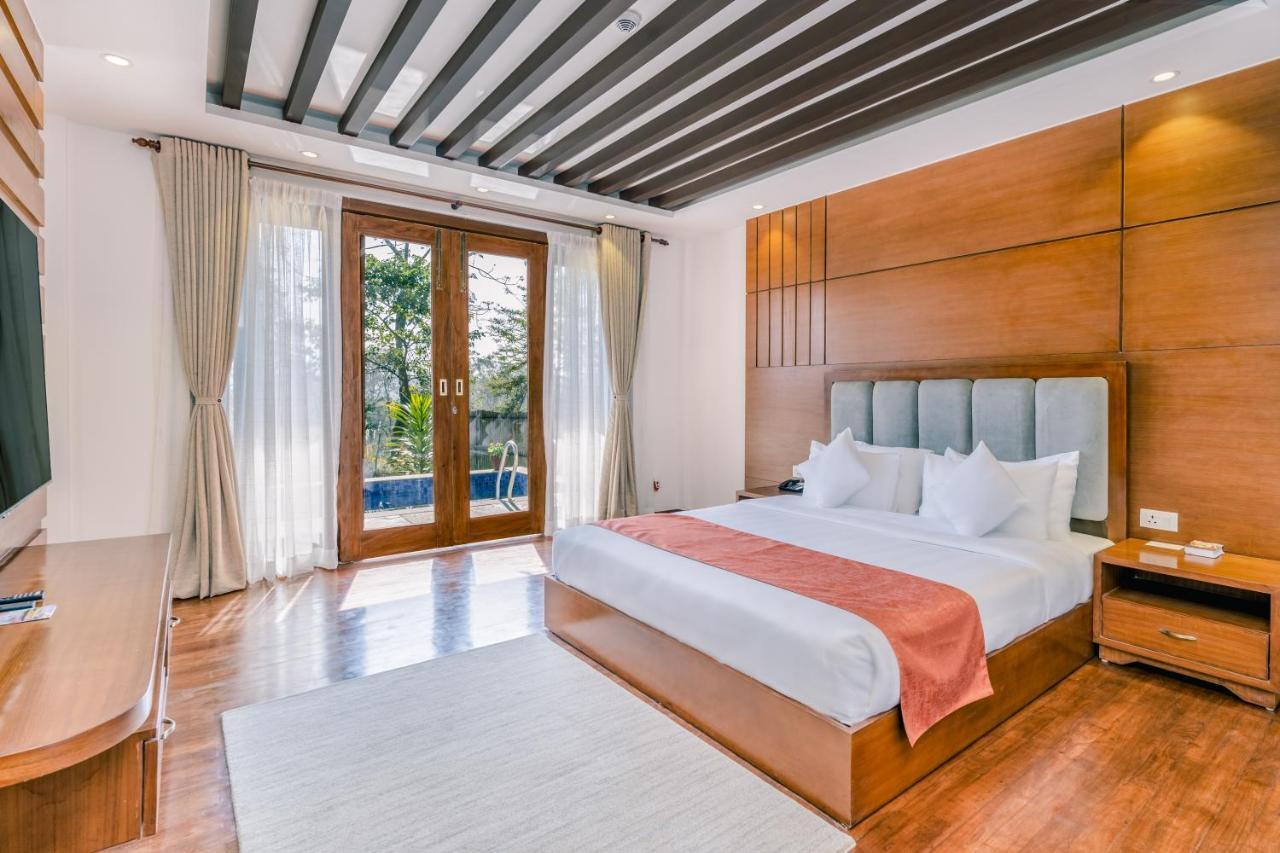 Soaltee Westend Resort Chitwan Exterior foto